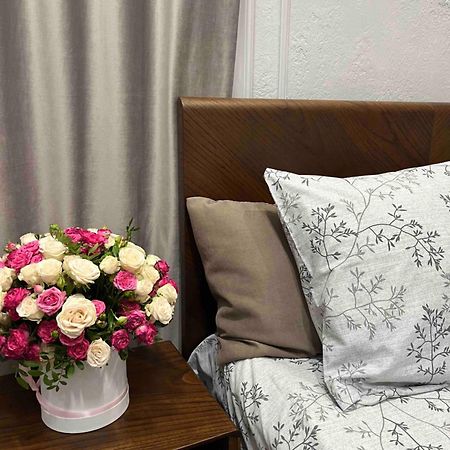 Favorit Apartments 2 Кім Безкоштовна Парковка Центр З Балконом Не Далеко Від Ж Д Вокзалу Звітні Документи Львів Екстер'єр фото