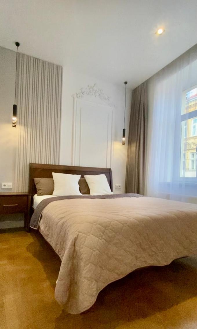 Favorit Apartments 2 Кім Безкоштовна Парковка Центр З Балконом Не Далеко Від Ж Д Вокзалу Звітні Документи Львів Екстер'єр фото