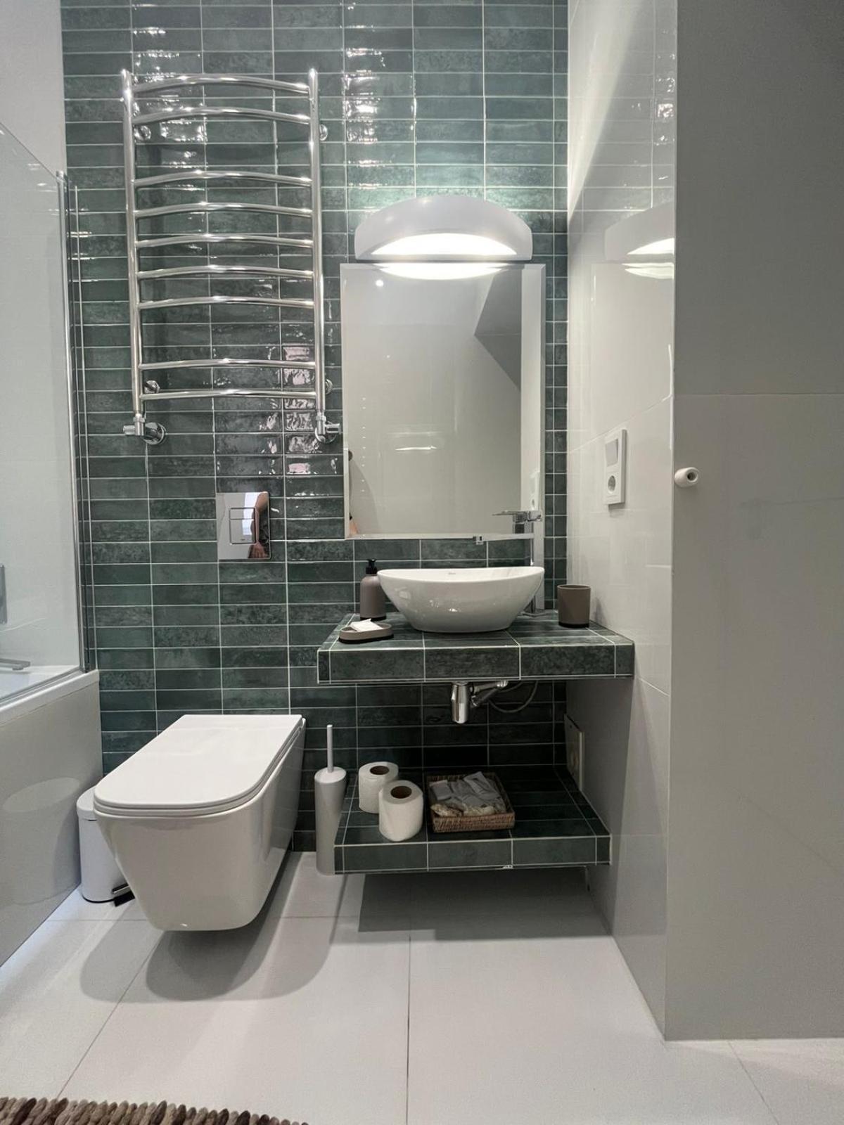 Favorit Apartments 2 Кім Безкоштовна Парковка Центр З Балконом Не Далеко Від Ж Д Вокзалу Звітні Документи Львів Екстер'єр фото